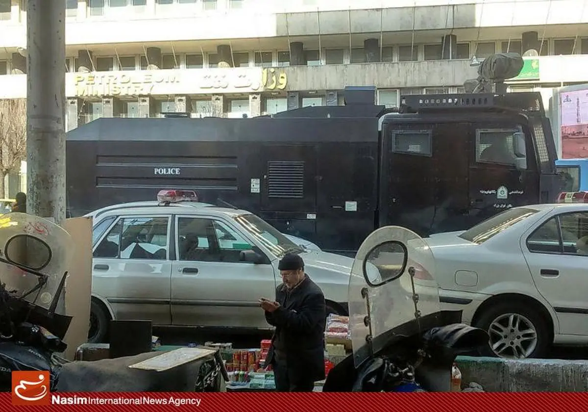 کنفرانس خبری "قراردادهای نفتی و ترس دولت از بررسی آن" یکشنبه برگزار می‌شود