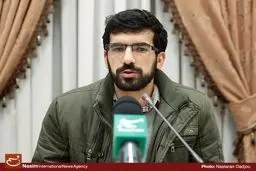 برخلاف ادعای دولت در ایجاد فضای نقد با دانشجویان برخورد انتظامی می‌شود