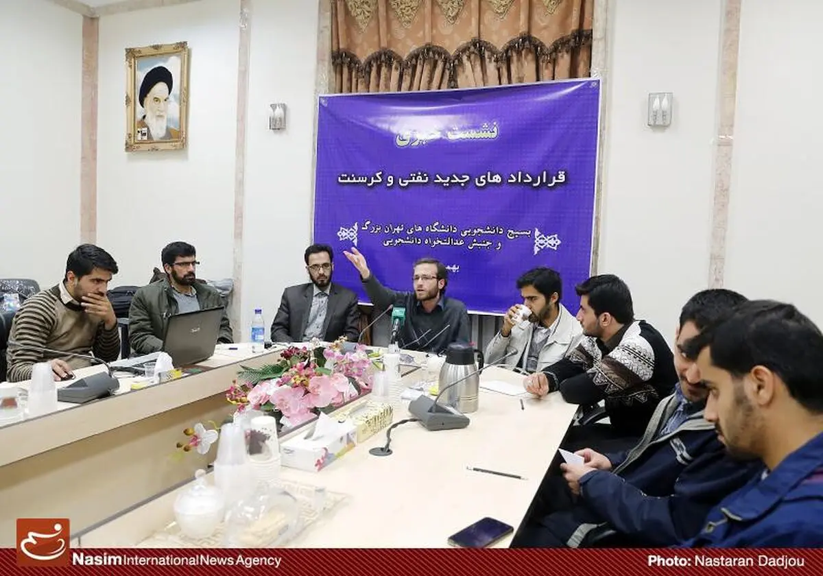 دولت به جای ضرب و شتم دانشجویان با غارتگران اموال بیت‌المال مواجهه کند