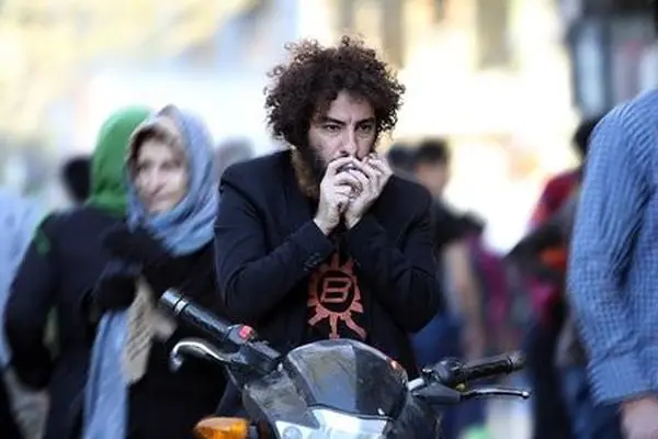 لانتوری مجموعه‌های از ایده‌های سیاسی تلگرامی مد روز/ فرم مبتذل، محتوای مبتذل می‌سازد