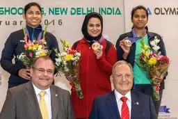 خدمتی: اهدای مدالم به مقام معظم رهبری برای قدردانی از ایشان بود