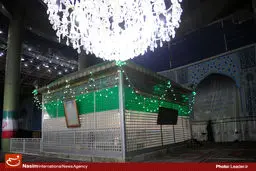 مدیران و کارکنان وزارت کشور با آرما‌ن‌های امام راحل و شهدا تجدید میثاق کردند