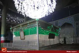 مدیران و کارکنان وزارت کشور با آرما‌ن‌های امام راحل و شهدا تجدید میثاق کردند