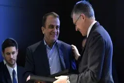 ایران در قرارداد با پژو یک دهم فرانسوی‌ها سود می‌برد