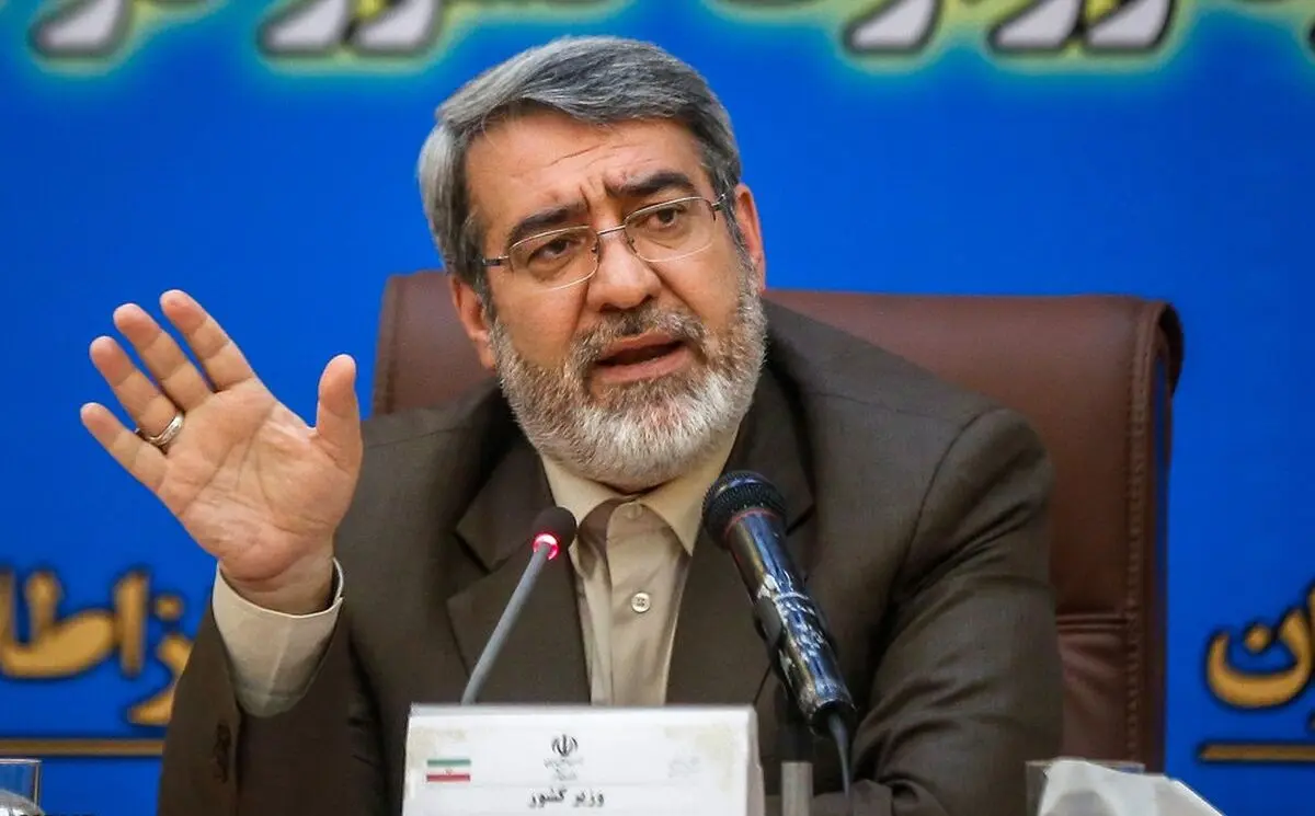 جمع آوری ۳۵۰۰ معتاد متجاهر در تهران/ دولت فقط ۱۲ مورد افزایش جرایم رانندگی را قبول کرد