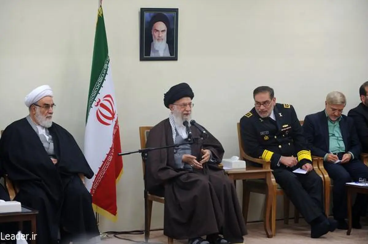 باید مقابل جریان مخالفِ تفکر انقلابی ایستاد