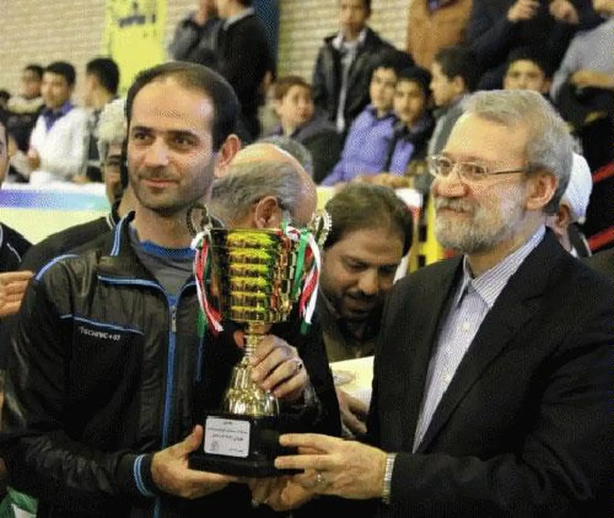 رئیس مجلس به جمع خانواده بسکتبال با ویلچر پیوست