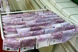 رویترز: نفت ایران به یورو فروخته می‌شود