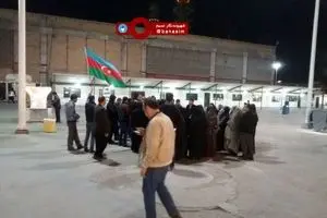 زائران کشور آذربایجان در حرم علی بن موسی الرضا(ع)
