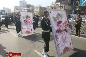 تشییع پیکر سردار شهید قاجاریان فرمانده تیپ ۲۱ امام رضا(ع)