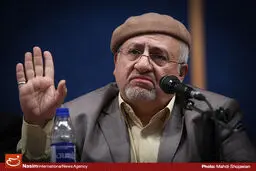نه هاشمی و نه روحانی صفر تا صدشان مورد قبول نیست