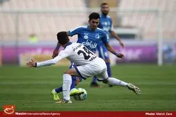 دیدار تیم‌های استقلال تهران و استقلال اهواز