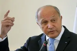 لوران فابیوس از دولت فرانسه استعفا داد