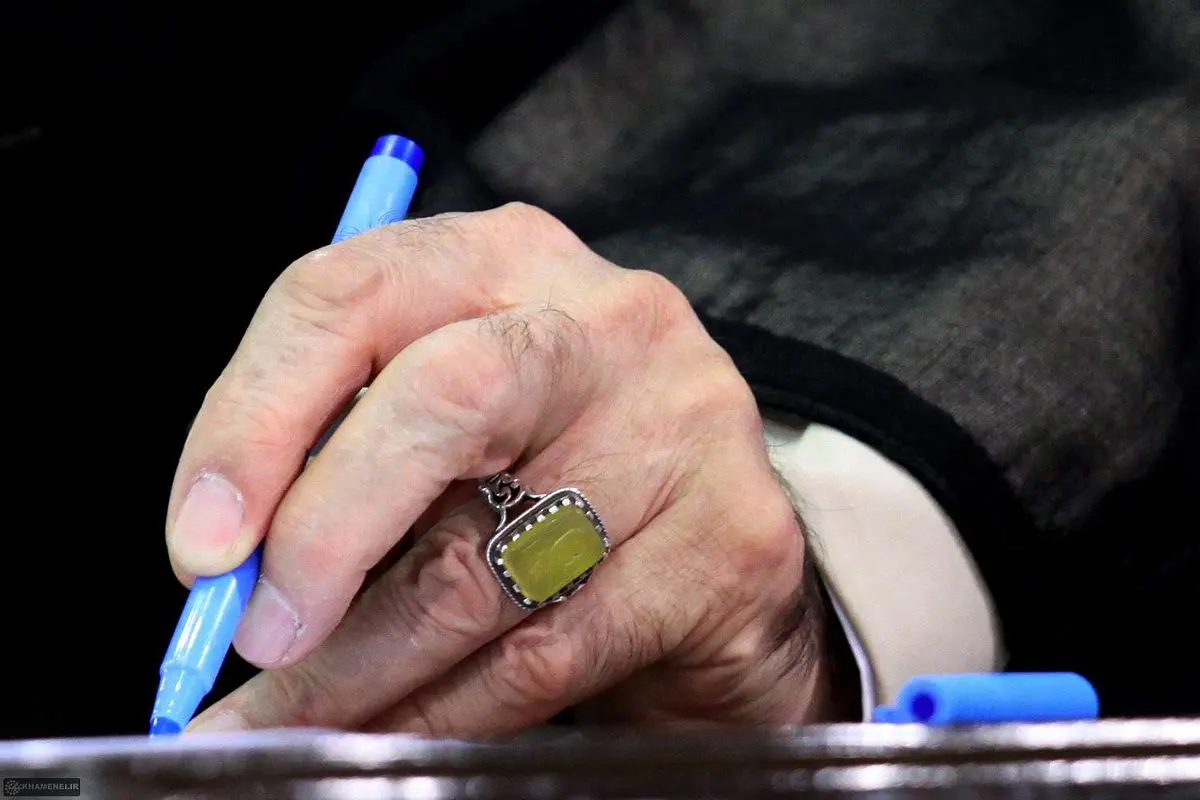 رهبر معظم انقلاب درگذشت مادر حجت‌الاسلام شهیدی را تسلیت گفتند