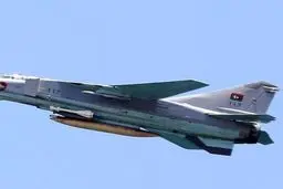 جنگنده ارتش لیبی پس از بمباران مواضع داعش سقوط کرد