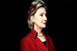 کلینتون با اختلاف کم، برنده انتخابات آیووا شد