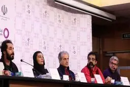 هنگامه قاضیانی: 