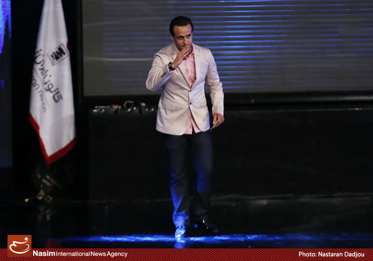 حضور علی کریمی در اردوی تیم نفت پیش از بازی با الجیش