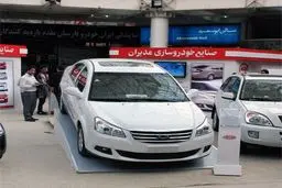 واردات خودروی سواری نصف شد