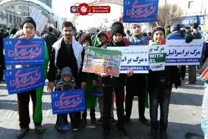 حضور اقشار مختلف مردم در راهپیمایی ۲۲ بهمن