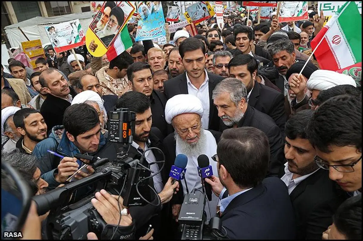 مسئولان قدر مردم را بدانند و در حل مشکلات‌شان کوشا باشند
