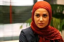 پریناز ایزدیار بهترین بازیگر زن سی و چهارمین جشنواره فیلم فجر شناخته شد