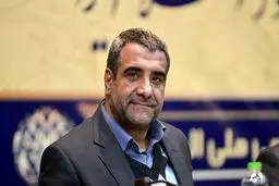 حسنی‌خو: کی‌روش ٥‌ سال است در فوتبال ما کار می‌کند و باید انتظاراتش را پایین بیاورد