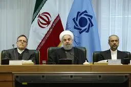 رشد ۴۳ درصدی پایه پولی علی‌رغم ادعای رئیس جمهور/ پایه پولی از ۹۵ هزار میلیارد به ۱۳۸ هزار میلیارد تومان رسید!