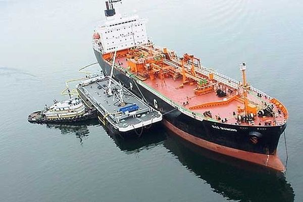 توتال فرانسه ۲ میلیون بشکه نفت خام از ایران خرید