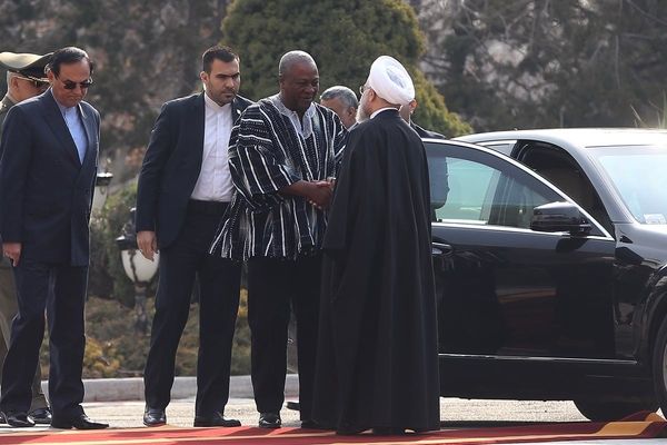 استقبال رسمی روحانی از رئیس جمهور غنا