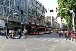 بهره‌برداری از تابلوهای بریل در خط یک BRT طی روزهای آینده/ سال ۹۵ اینترنت به اتوبوس‌ها می‌رسد