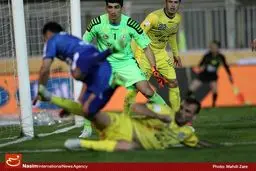 دیدار تیم های نفت و استقلال