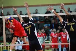 برتری شهرداری ارومیه، پیکان و ثامن‌الحجج خراسان