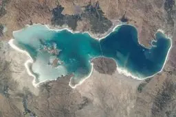 تمام پهنه آبی دریاچه ارومیه آبگیری شد+عکس