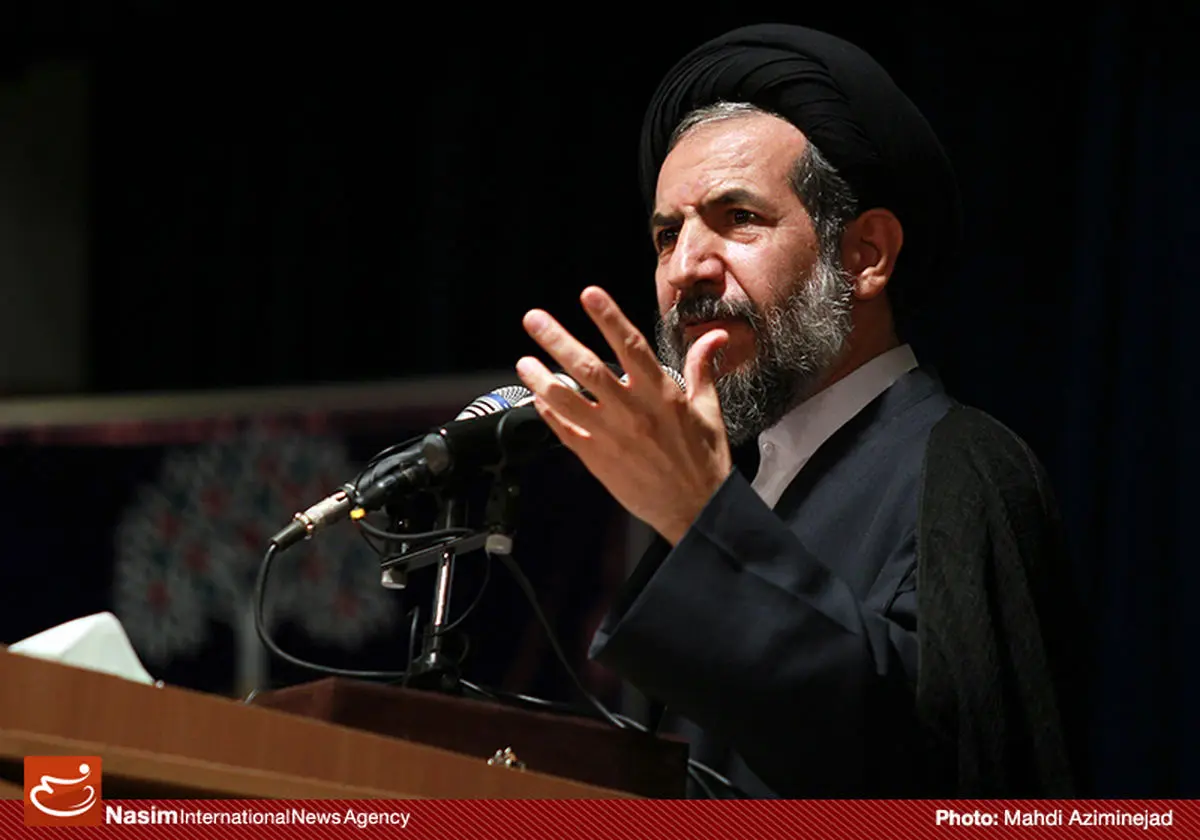 در کشور امر محرمانه نداریم، دولت قراردادهای خارجی را برای مردم روشن کند