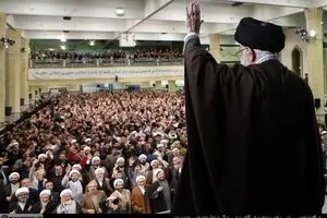 مجلس مرعوب آمریکا مملکت را بدبخت می‌کند