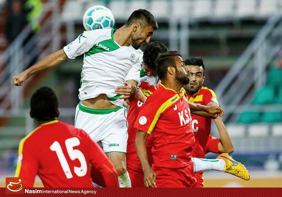 دیدار تیم‌های فوتبال ذوب آهن و فولاد خوزستان