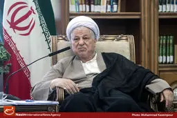 با حمایت من رای روحانی از ۳ درصد به بالای ۵۰ درصد رفت