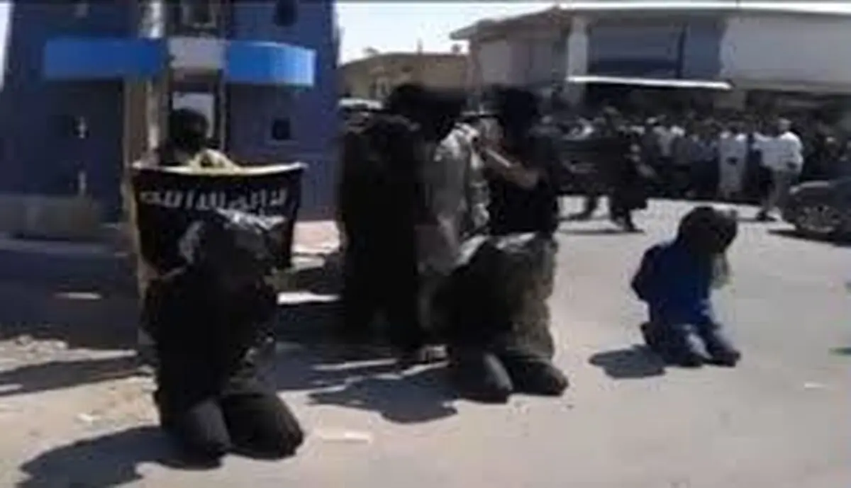 داعش ۱۲ نفر را در موصل اعدام کرد