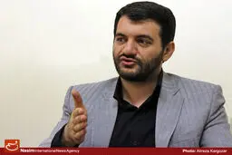 دولت اقتصاد مقاومتی را کنار گذاشته/ دغدغه برخی آقایان به جای اشتغال پرواز مستقیم ایران و آمریکا است