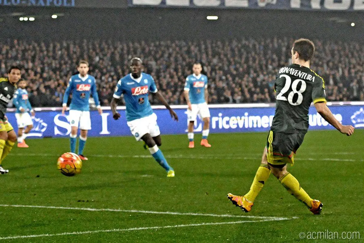 ناپولی فرصت صدرنشینی را از دست داد