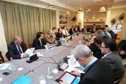 کسب پنج کرسی در AVC، توسط پنج ایرانی