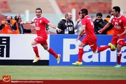 دیدار تیم‌های فوتبال تراکتورسازی و الجزیره امارات