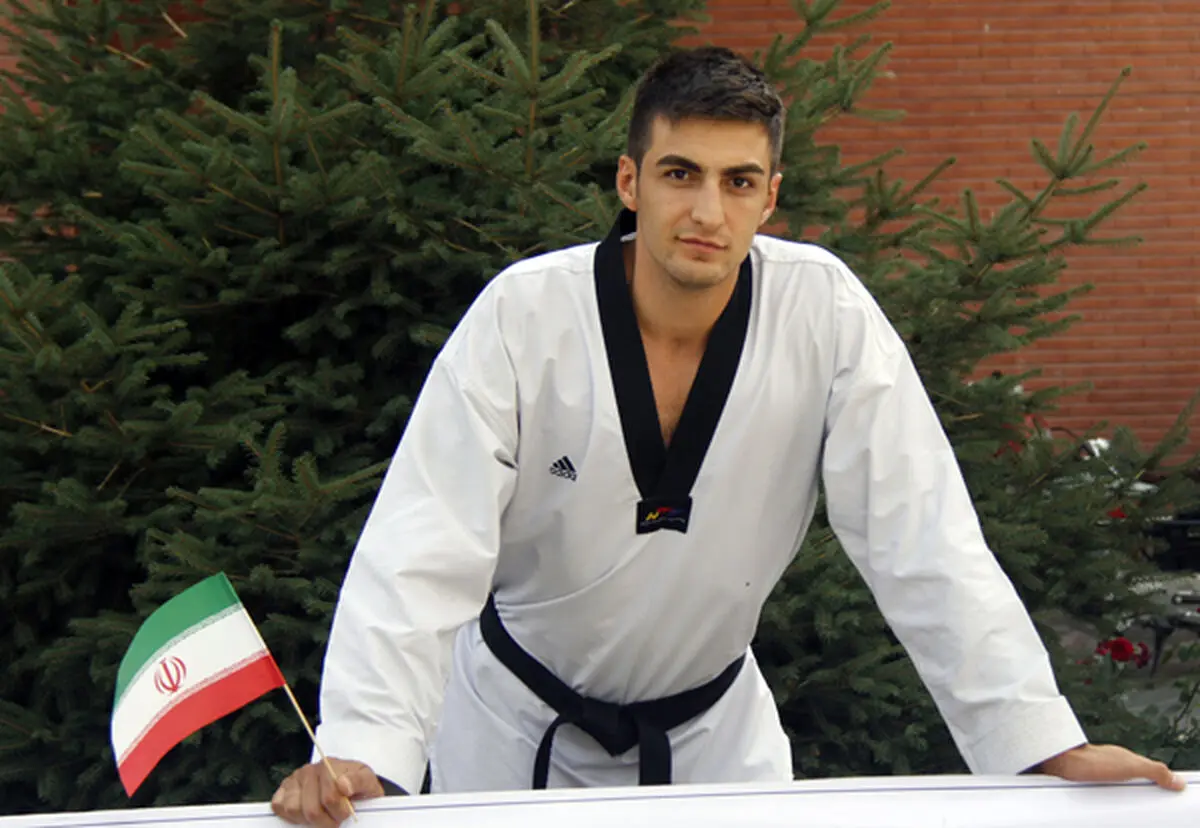 عمیدی طلا گرفت