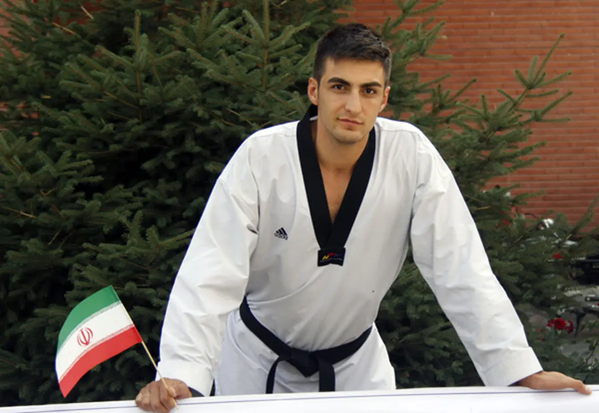 عمیدی طلا گرفت