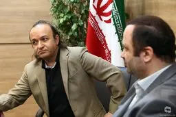 آمریکا نمی‌گذارد بانک‌های سوئیسی به ایران بیایند/ هر بانک اروپایی در بورس نیویورک باشد با ما همکاری نمی‌کند