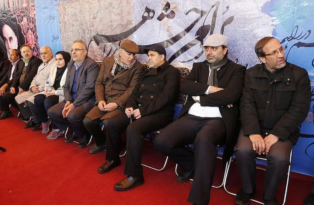 آخوندی تعمدا مسکن مهر را تکمیل نمی‌کند؟