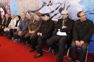 آخوندی تعمدا مسکن مهر را تکمیل نمی‌کند؟