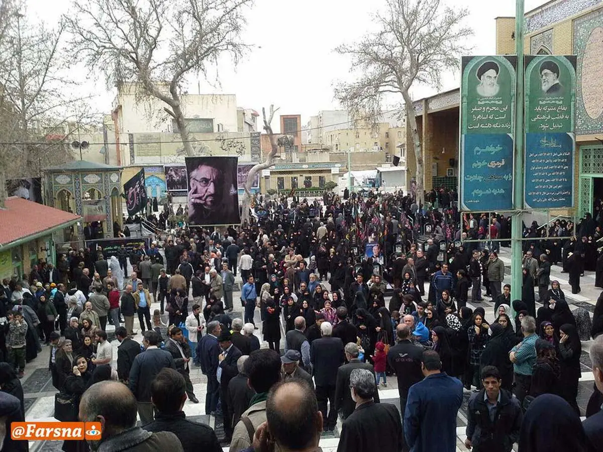 پیکر کارگردان "سلحشور" سینمای ایران در امامزاده باغ فیض آرام گرفت