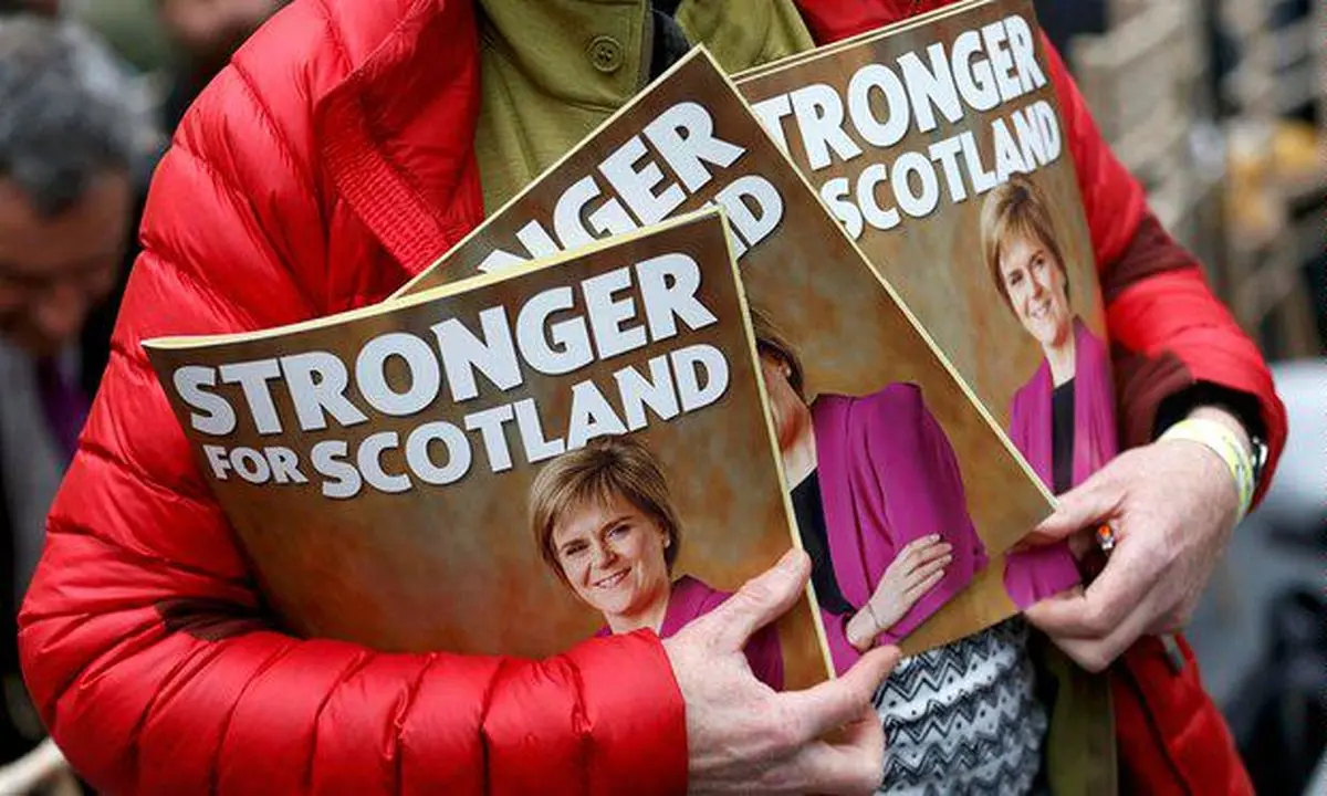 انگلیس از اتحادیه خارج شود، همه پرسی استقلال برگزار می‌کنیم